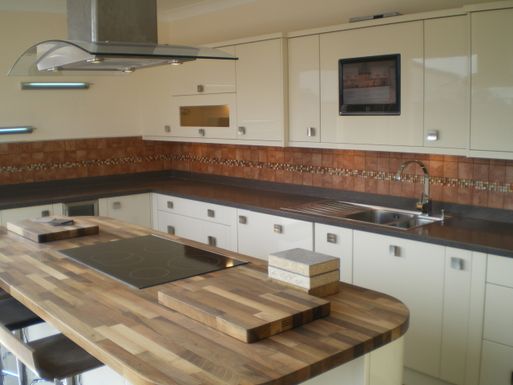 Kitchen tiling